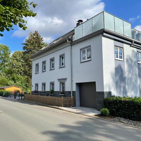 Ferienhaus Villa Adelsberg Mit Dachterrasse In Zentraler Lage Fuer Bis Zu 10 Personen Chemnitz Exterior foto
